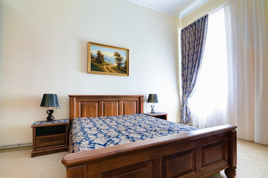 Apartamenty Kulisha 25 Львів Екстер'єр фото