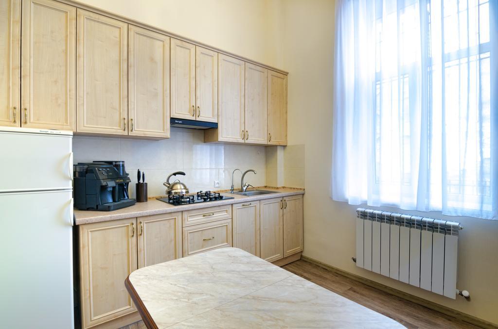 Apartamenty Kulisha 25 Львів Екстер'єр фото